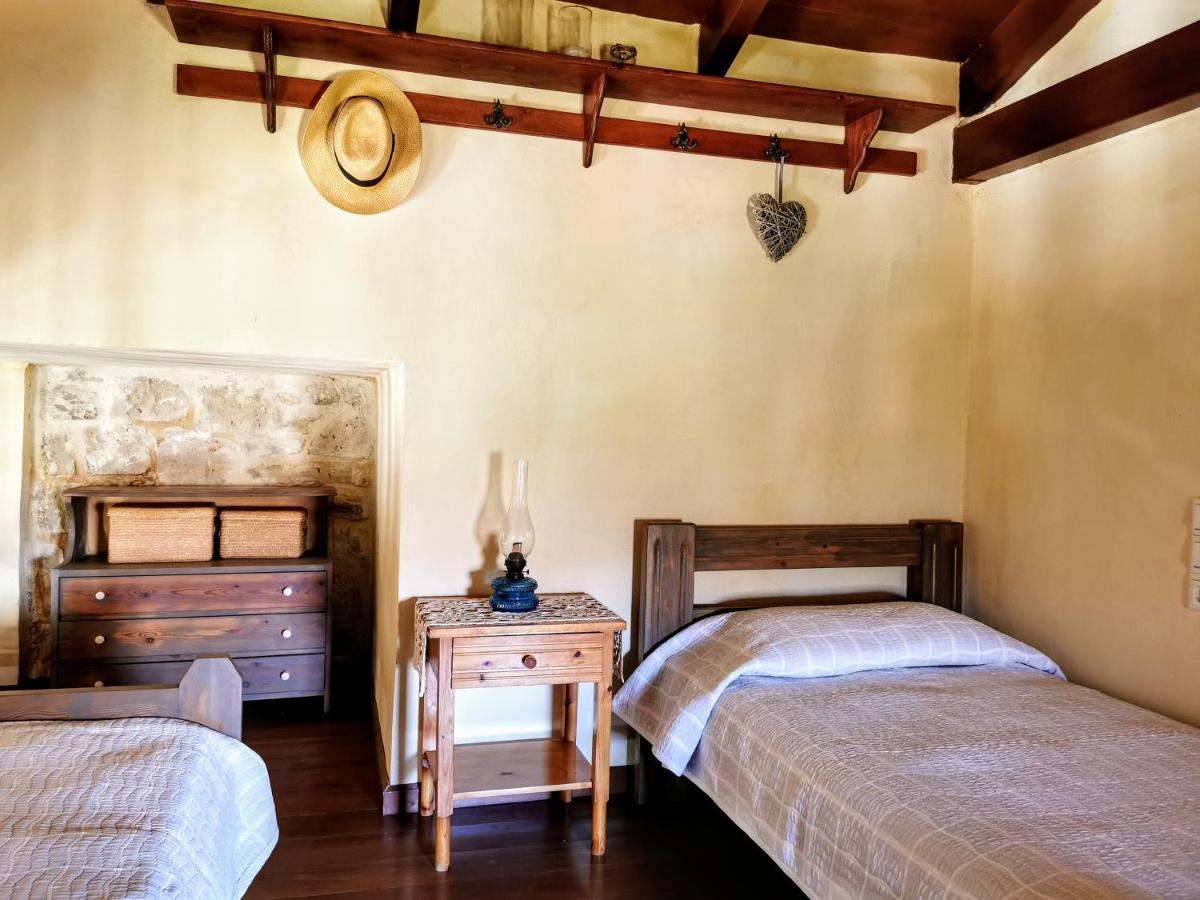 Aelia Apartment Kamilari Ngoại thất bức ảnh
